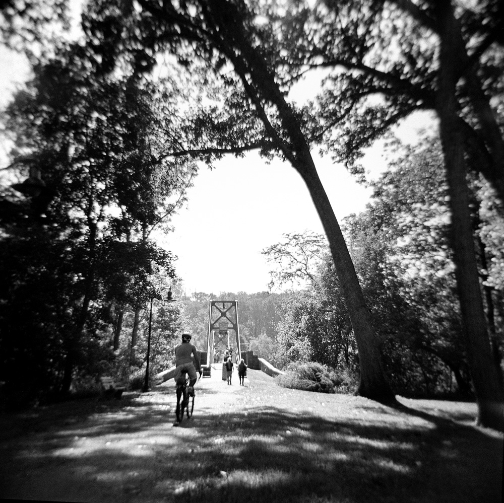 Ride thru the woods / ES_3511_HP5