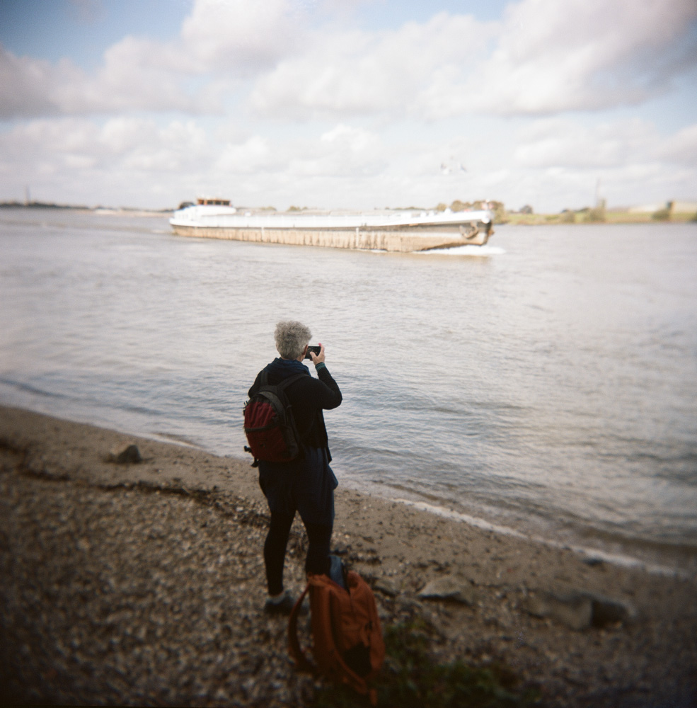 Shipspotting at the Lower Rhine