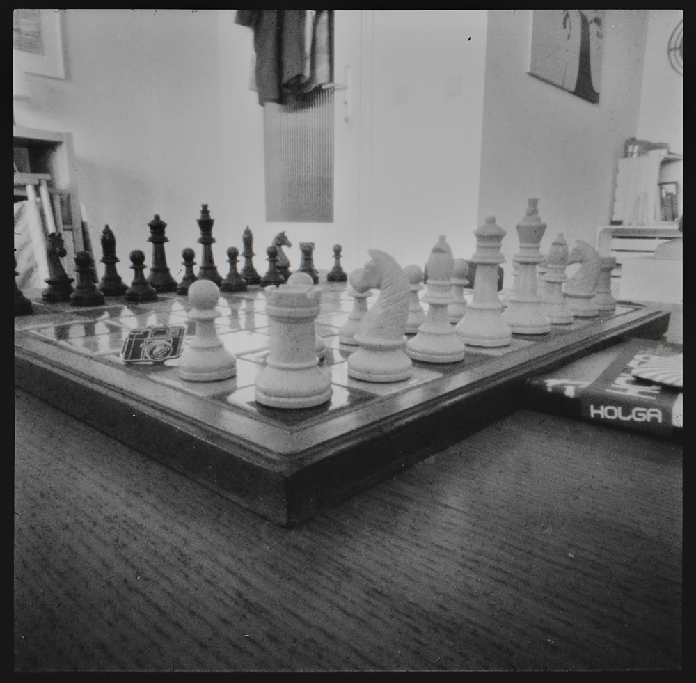 Chess must wait, its Holga Week!