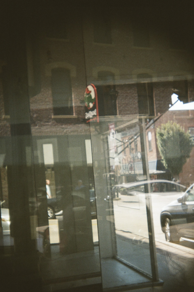 comin' up roses everywhere you go